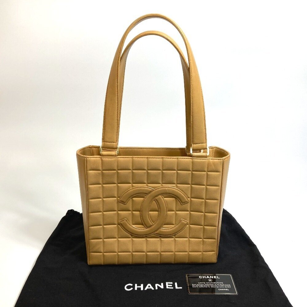 CHANEL Cream Logo Tote Bag - Picture 16 of 16